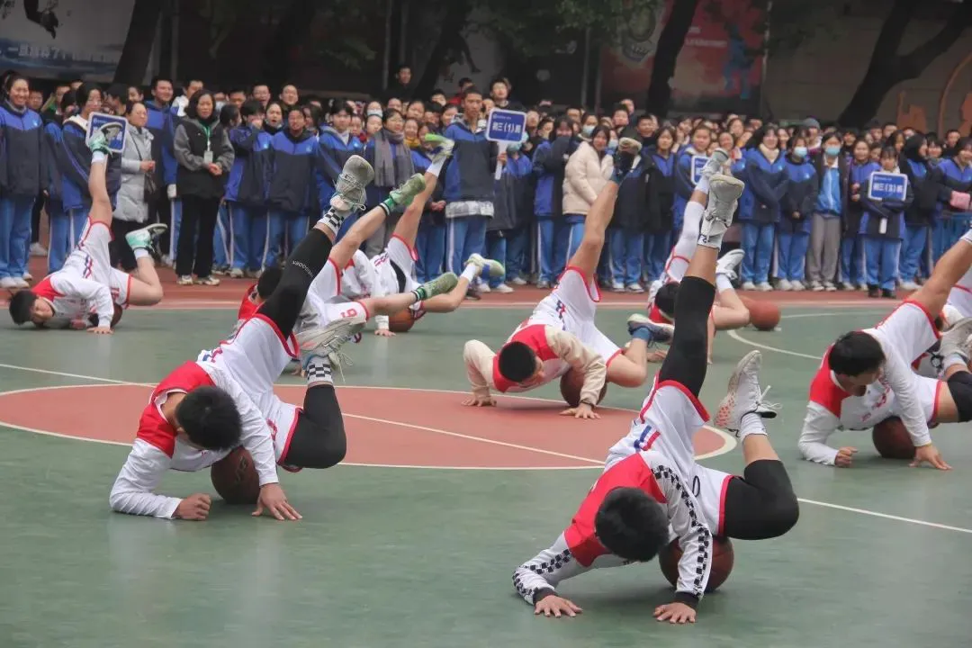 为什么智能指导能帮助提高篮球技能_0